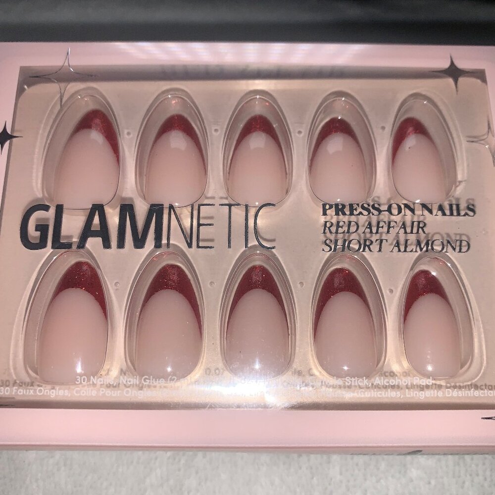 Glamnetic Press on Nails with Glue